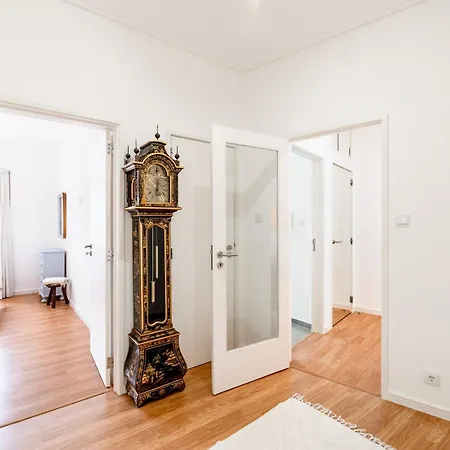 Viva Bright & Spacious Gaia Apartment